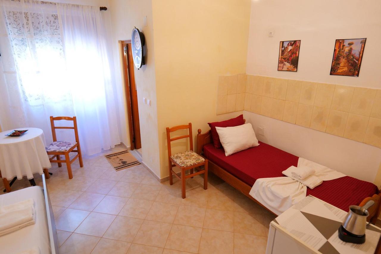 Villa Seventh Heaven Sarandë Exterior foto